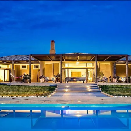 ヴィラ Beautiful Kefalonia - 4 Bedrooms - Katrin - Private Pool And Air-conditioning - Svoronata *